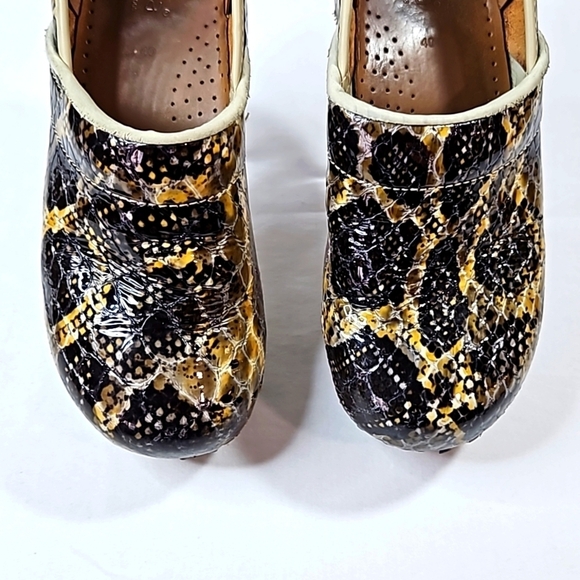 Sanita Animal Print Danish Clog Sz 40 - Picture 3 of 8